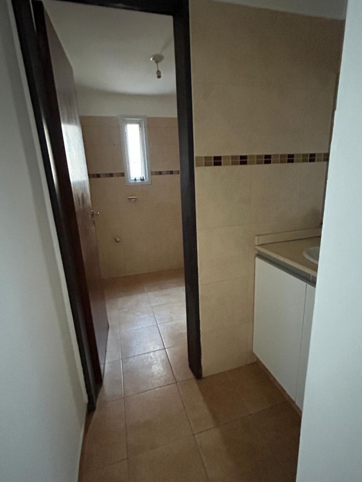 VENTA DEPARTAMENTO 3 DORMITORIOSC CON COCHERA - PUEYRREDON.