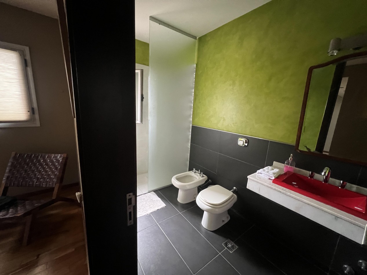 CAÑUELAS VILLAGE - CASA EN VENTA 3 DORMITORIOS CON PILETA.