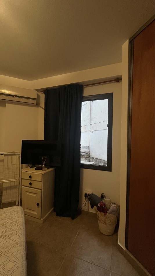 VENTA GENERAL PAZ - DEPARTAMENTO DE 2 DORMITORIOS FRENTE A LA PLAZA ALBERDI.