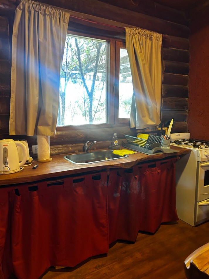 COMPLEJO DE 4 CABAÑAS VENTA LOS ESPINILLOS - POTRERO DE GARAY 