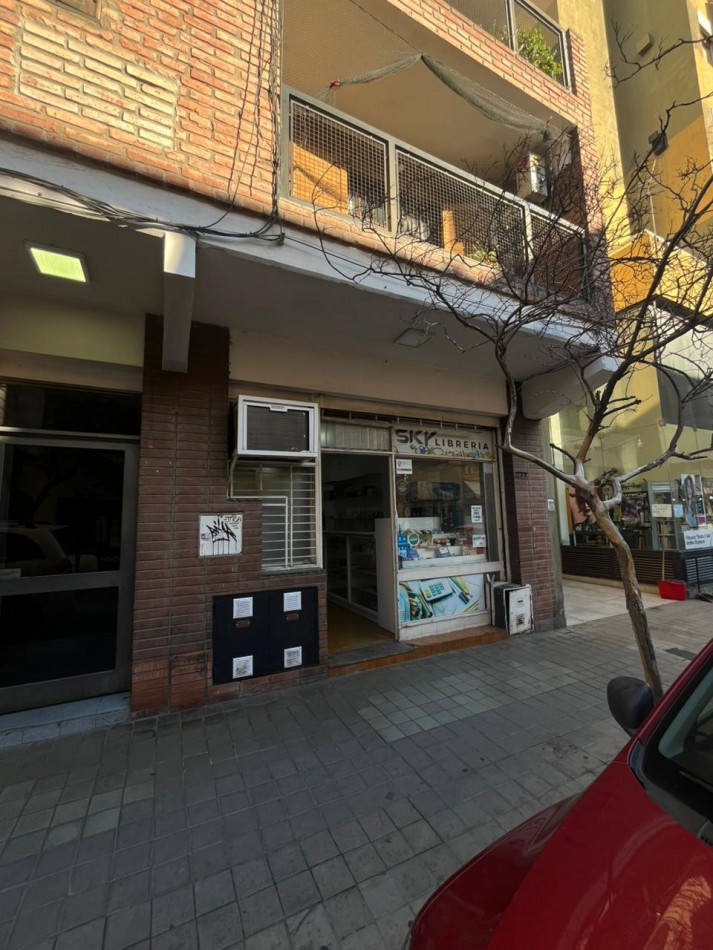LOCAL EN VENTA - CENTRO DE CORDOBA. 
