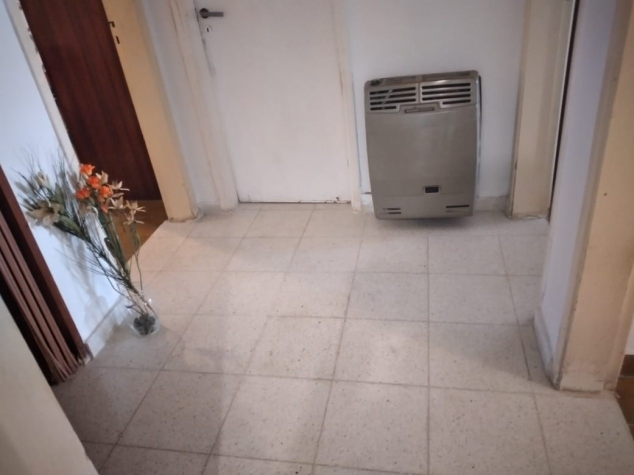 Vendo Casa de 3 dormitorios en B°  Empalme  Apto Bancor Frente A Plaza
