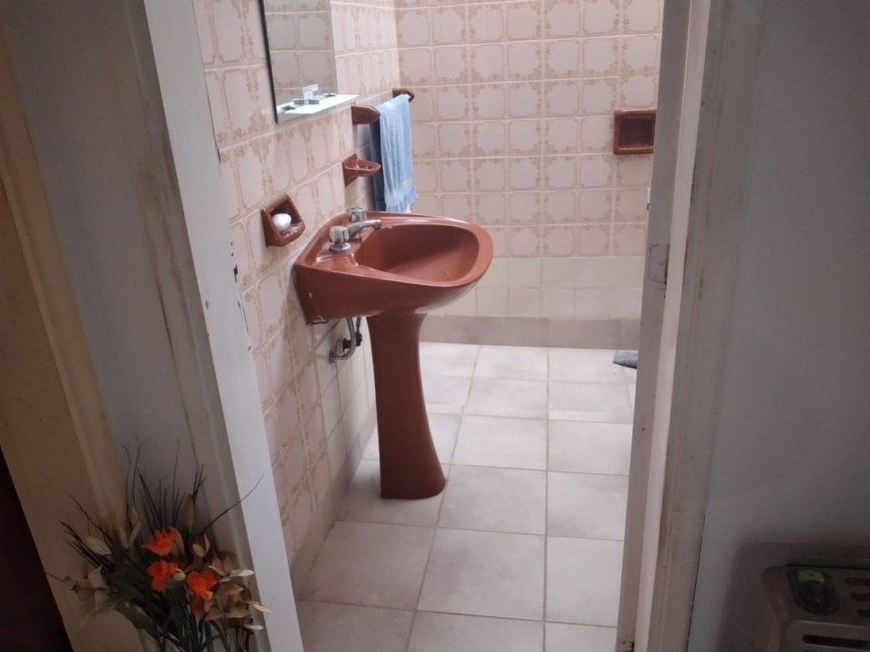 Vendo Casa de 3 dormitorios en B°  Empalme  Apto Bancor Frente A Plaza