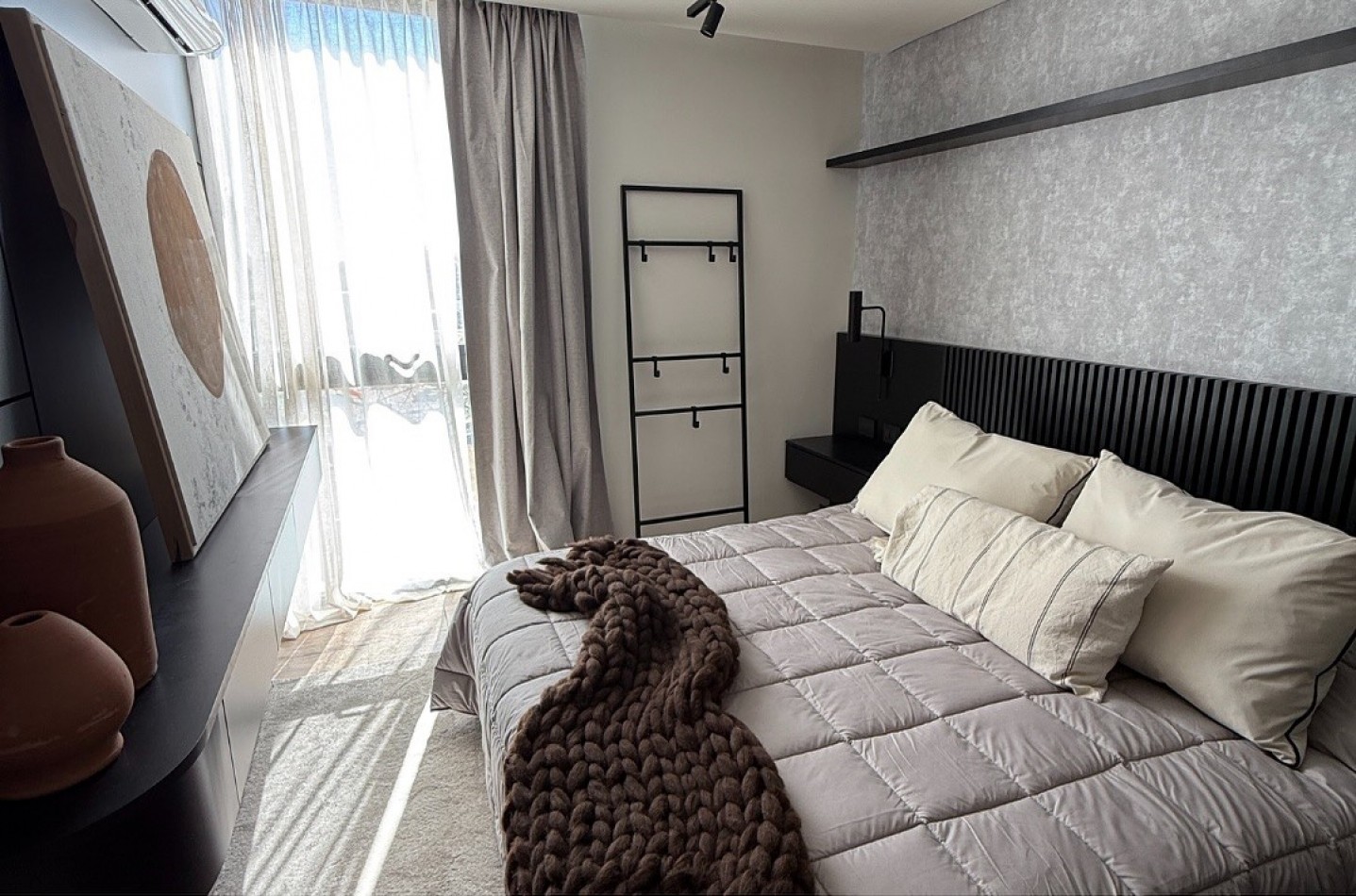 DPTO EN OPERA PLAZA DE 1 DORMITORIO-EXCELENTE OPORTUNIDAD DE INVERSION!!!!