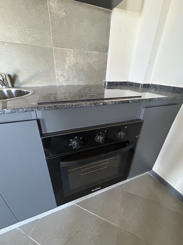 EDIFICIO "BALCONES DEL ABASTO" BARRIO GENERAL PUEYRREDON