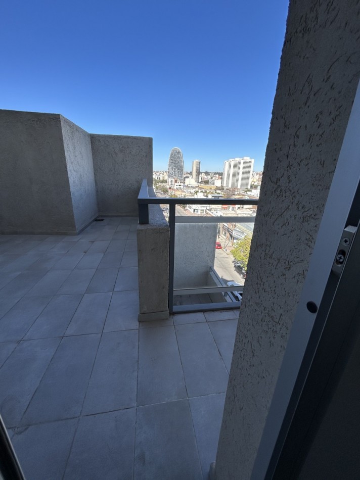 EDIFICIO "BALCONES DEL ABASTO" BARRIO GENERAL PUEYRREDON