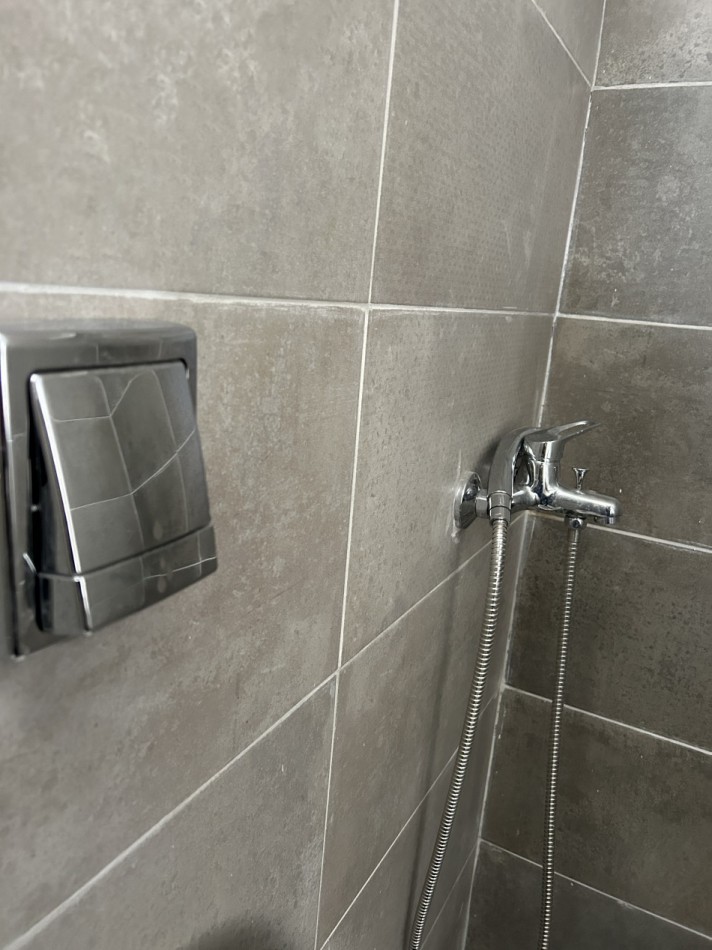 EDIFICIO "BALCONES DEL ABASTO" BARRIO GENERAL PUEYRREDON