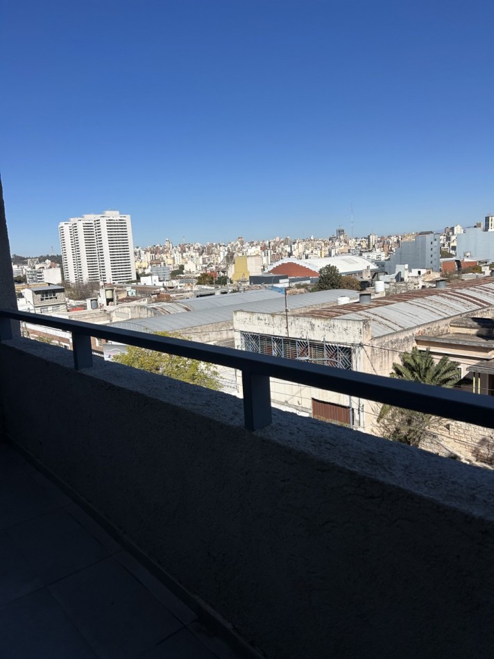 EDIFICIO "BALCONES DEL ABASTO" BARRIO GENERAL PUEYRREDON
