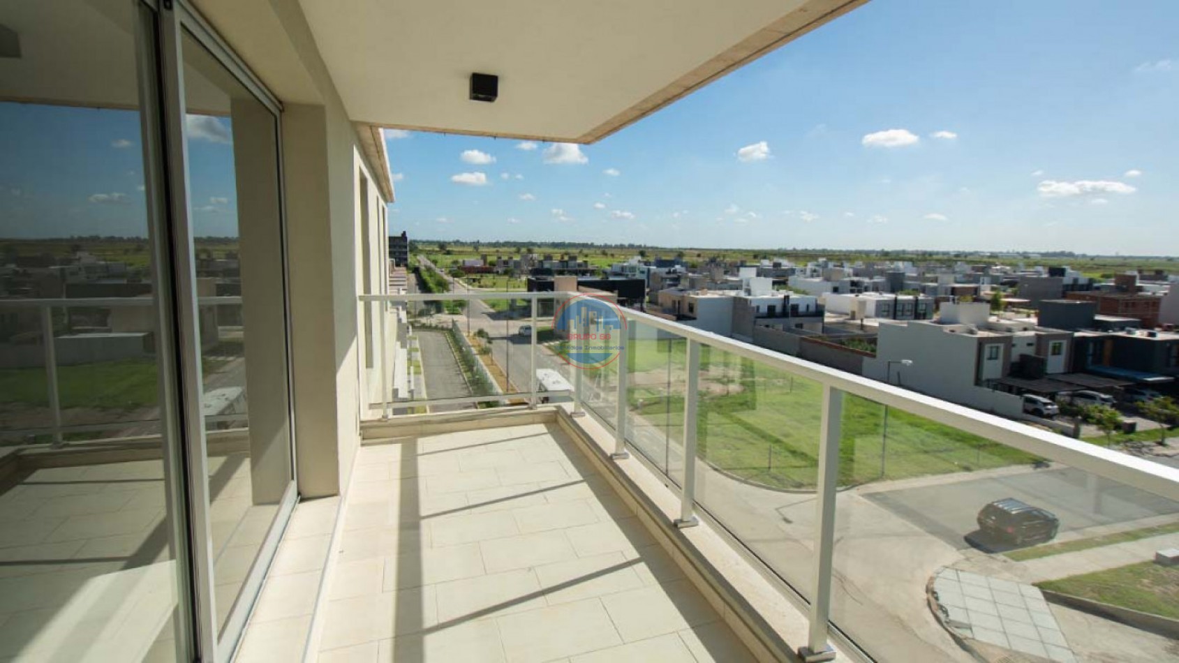 ENTREGRA INMEDIATA HOUSING - DEPARTAMENTO CON COCHERA EN VENTA - DOCTA BOULEVARD.