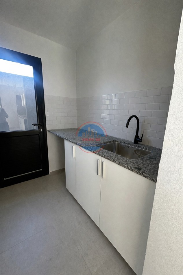 RINCONES DE MANANTIALES - CASA DE 3 DORMITORIOS Y COCHERA DOBLE.