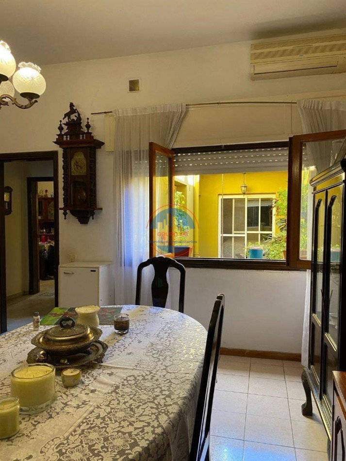 CASA EN VENTA BARRIO PUEYRREDON 4 DORMITORIOS - APTA CREDITO