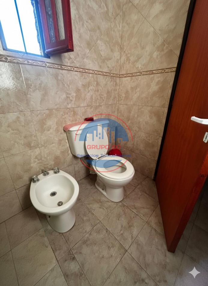 CASA EN VENTA 2 DORMITORIOS - LOTE ESQUINA - POTRERO DE GARAY.