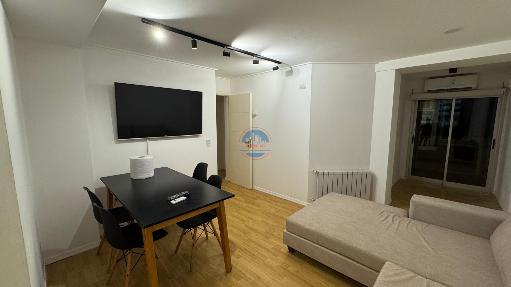 CENTRO - DEPARTAMENTO EN VENTA 2 DORMITORIOS- OPCION AMOBLADO.