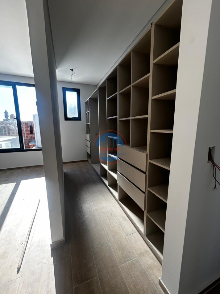 RINCONES DE MANANTIALES - CASA DE 3 DORMITORIOS Y COCHERA DOBLE.