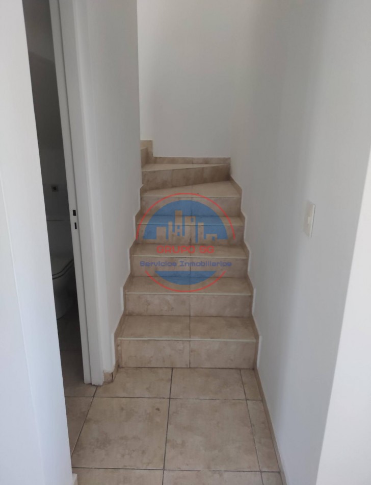 VENDO DUPLEX 3 DORMITORIOS - NUEVO JARDIN - ZONA SUR.