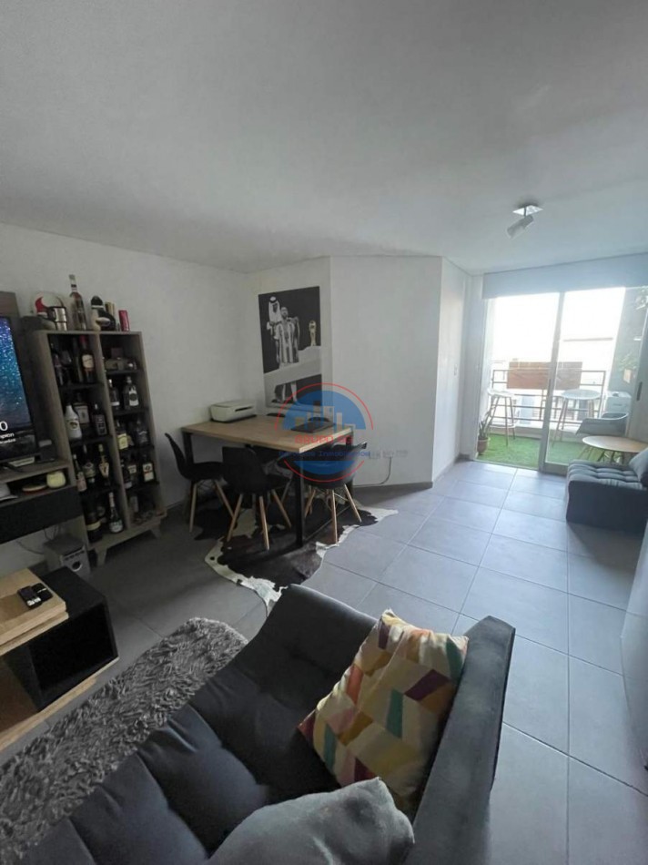 DEPARTAMENTO EN VENTA 1 DORMITORIO, FRENTE A LA UNC. 