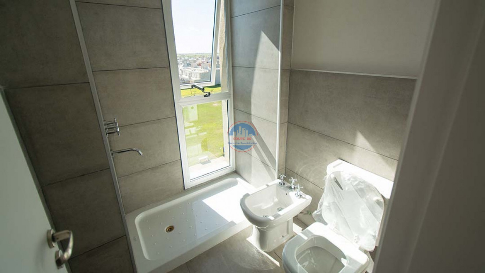 ENTREGRA INMEDIATA HOUSING - DEPARTAMENTO CON COCHERA EN VENTA - DOCTA BOULEVARD.