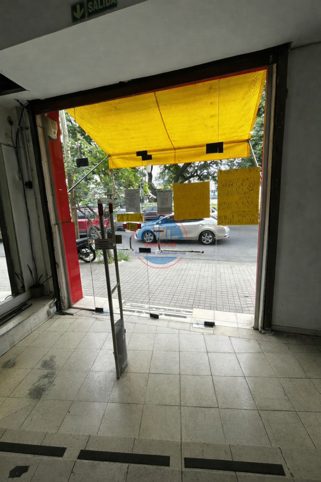 ALQUILER LOCAL SOBRE BULNES 1100