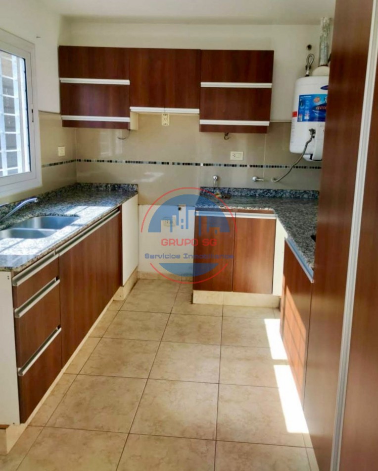 VENDO DUPLEX 3 DORMITORIOS - NUEVO JARDIN - ZONA SUR.
