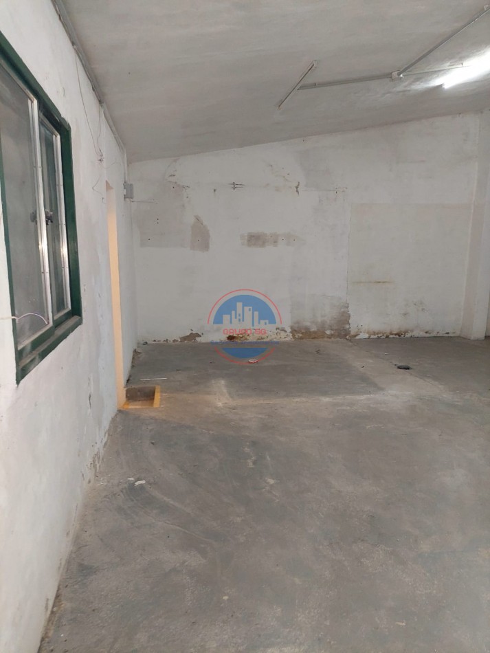 GALPON CON OFICINA EN VILLA ALLENDE