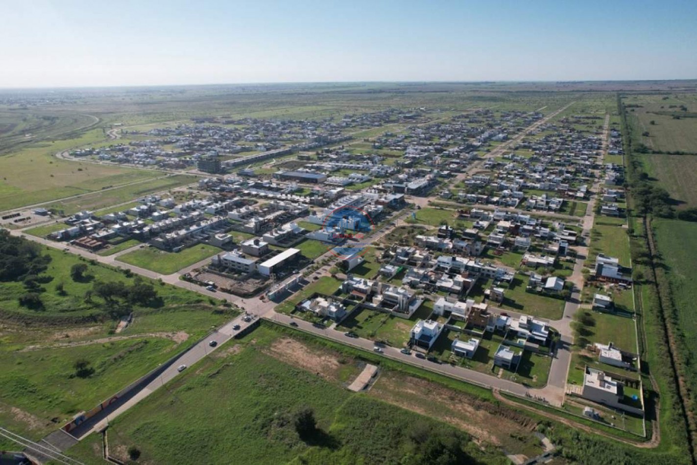 TERRENO EN VENTA DOCTA CENTRAL CON TODOS LOS SERVICIOS - Grupo SG