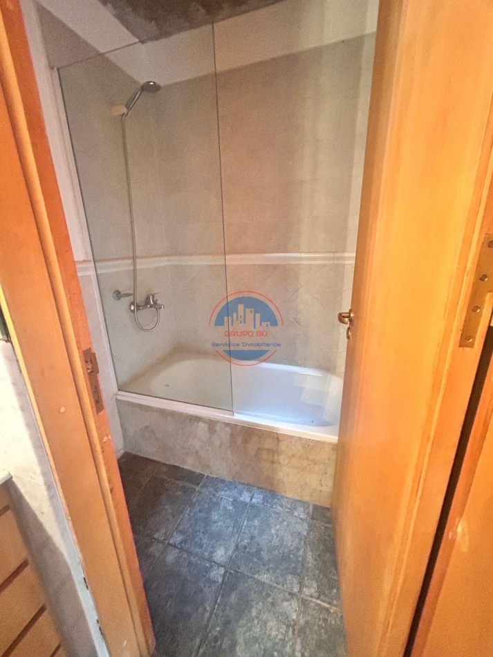 LAS DELICIAS - CASA EN ALQUILER 3 DORMITORIOS. 