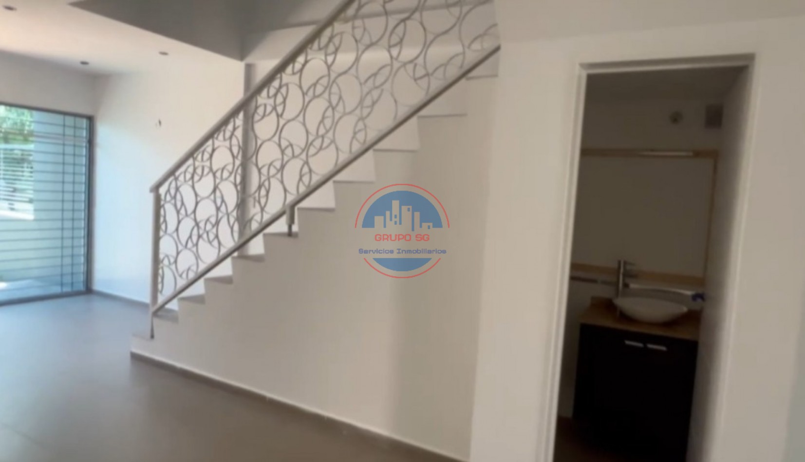 VENDO DUPLEX 3 DORMITORIOS NUEVO JARDIN ZONA SUR - CORDOBA CAPITAL