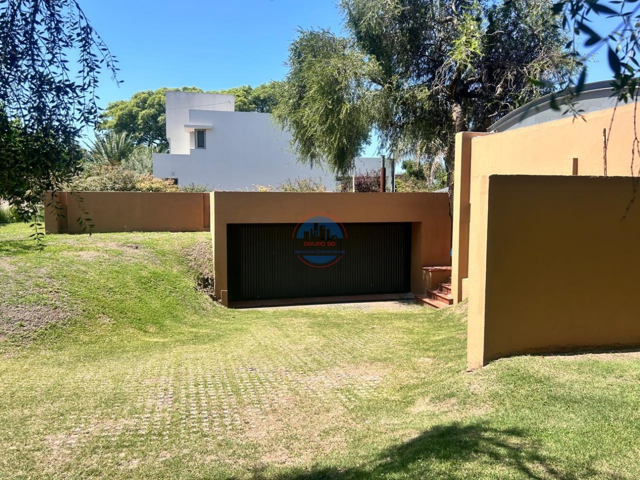 LAS DELICIAS - CASA EN ALQUILER 3 DORMITORIOS. 