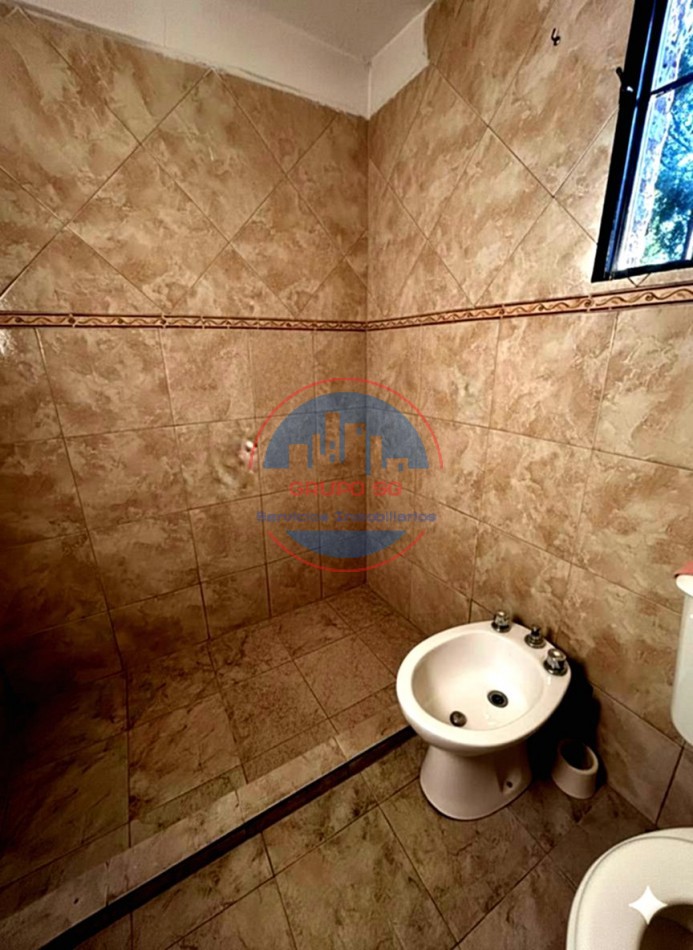 CASA EN VENTA 2 DORMITORIOS - LOTE ESQUINA - POTRERO DE GARAY.