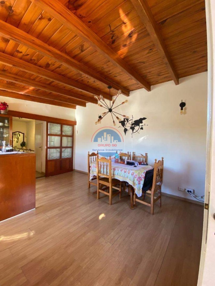 CASA EN VENTA BARRIO PUEYRREDON 4 DORMITORIOS - APTA CREDITO